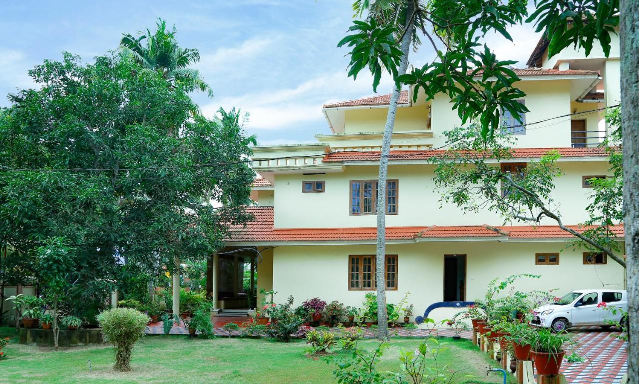 La Exotica Homestay Varkala Exterior foto